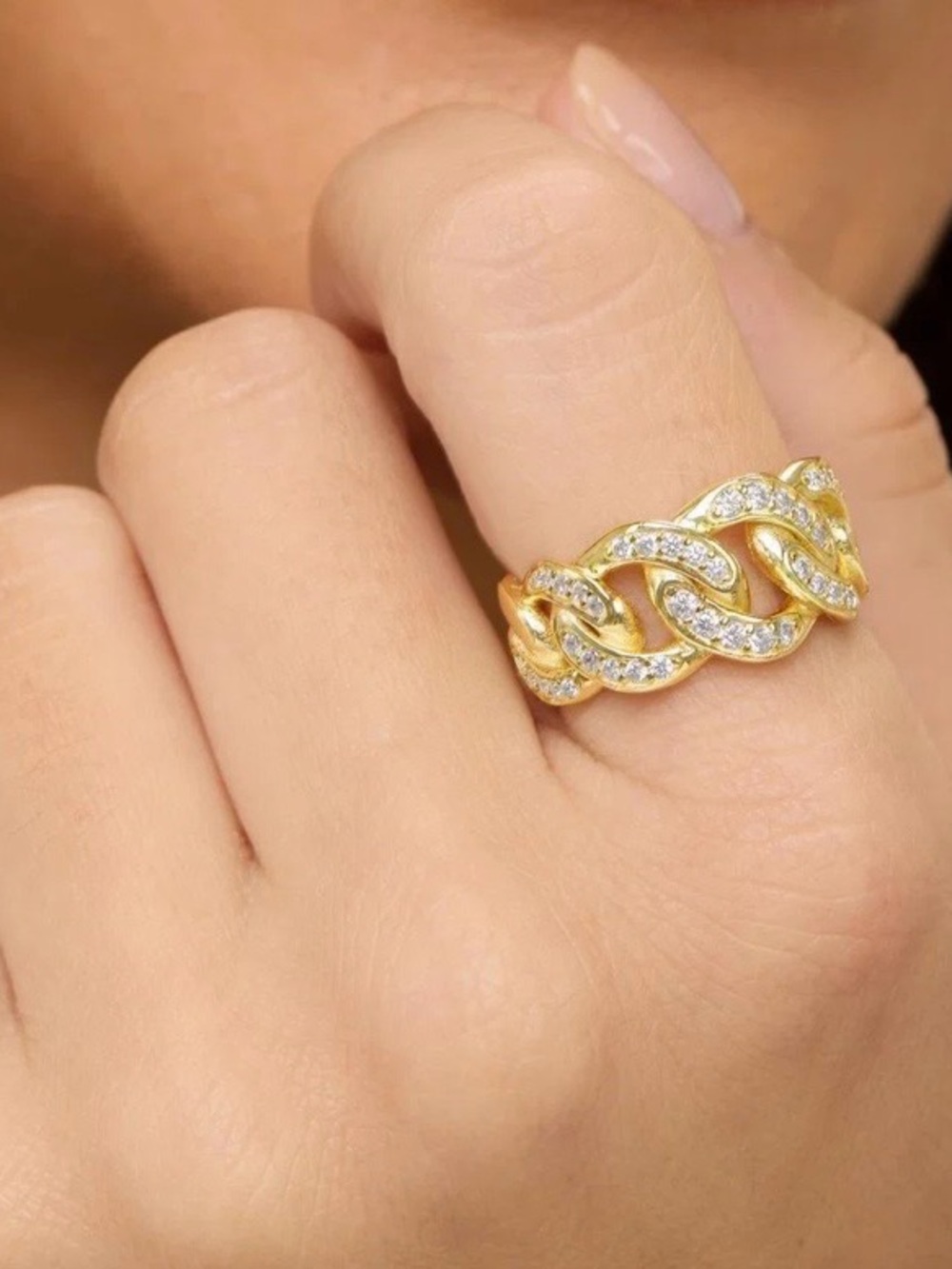 Melinda Maria Graduated Pavé Julian Ring
Gold|White Diamondettes
Size 6